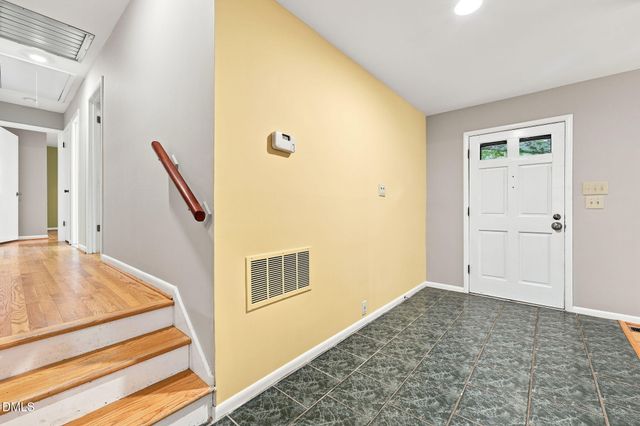 305 Plum Lane, Chapel Hill, NC 27517