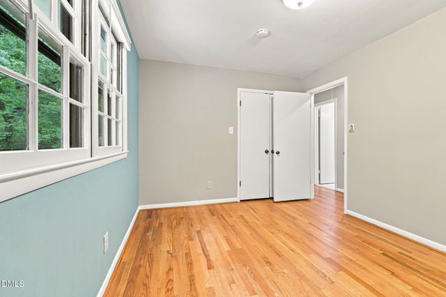 305 Plum Lane, Chapel Hill, NC 27517