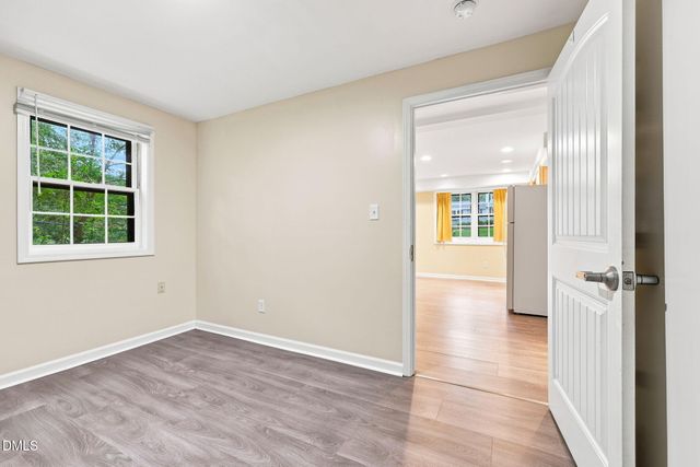 305 Plum Lane, Chapel Hill, NC 27517