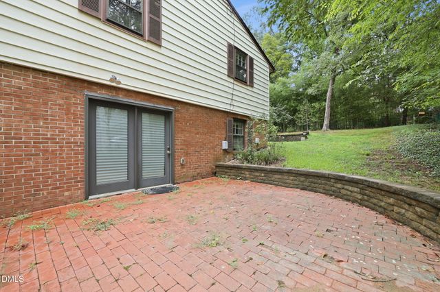 305 Plum Lane, Chapel Hill, NC 27517