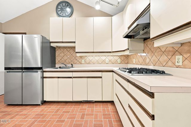 305 Plum Lane, Chapel Hill, NC 27517