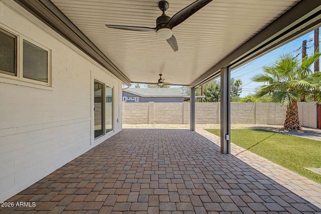 7537 E LATHAM Street, Scottsdale, AZ 85257