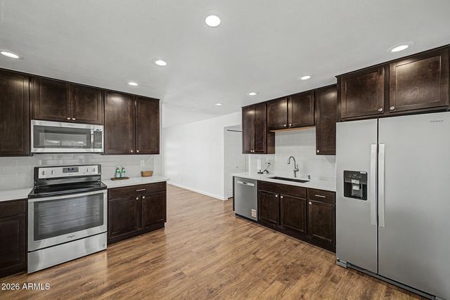 7537 E LATHAM Street, Scottsdale, AZ 85257