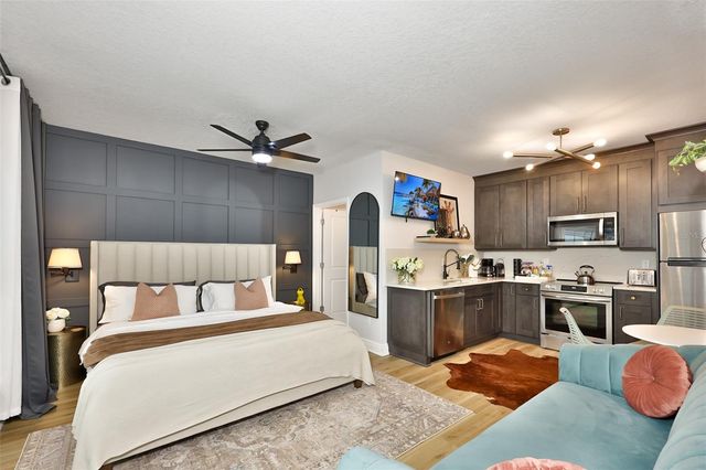 405 S WESTLAND AVENUE 4, Tampa, FL 33606