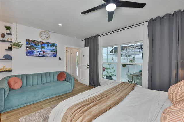 405 S WESTLAND AVENUE 4, Tampa, FL 33606