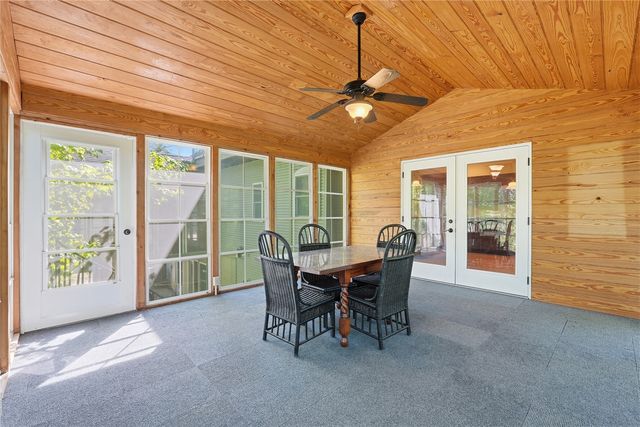 838 Augusta Court SE, Cedar Rapids, IA 52403