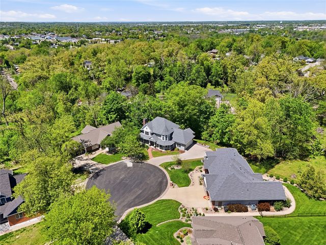 838 Augusta Court SE, Cedar Rapids, IA 52403