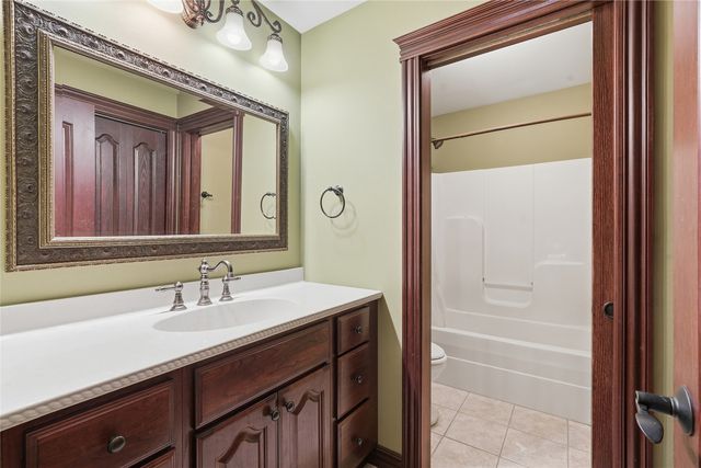 838 Augusta Court SE, Cedar Rapids, IA 52403