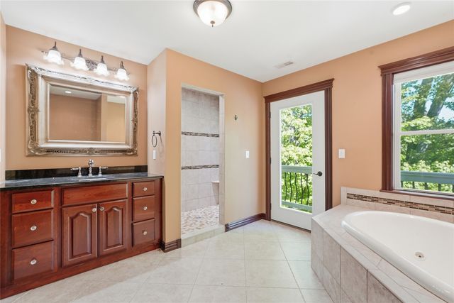 838 Augusta Court SE, Cedar Rapids, IA 52403