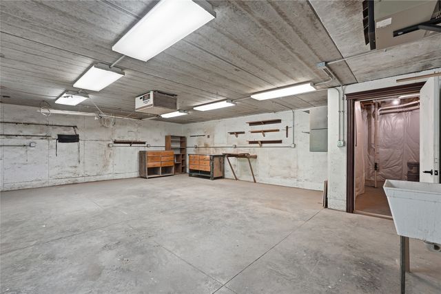 838 Augusta Court SE, Cedar Rapids, IA 52403
