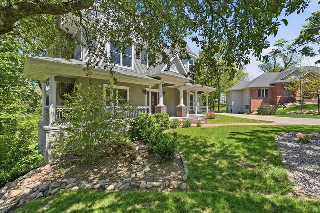 838 Augusta Court SE, Cedar Rapids, IA 52403