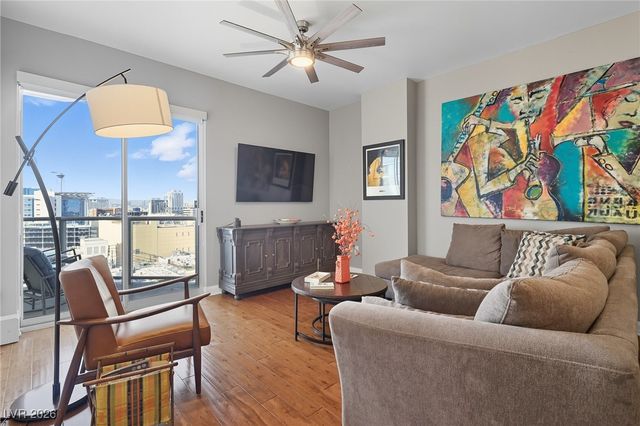 150 Las Vegas Boulevard 1114, Las Vegas, NV 89101