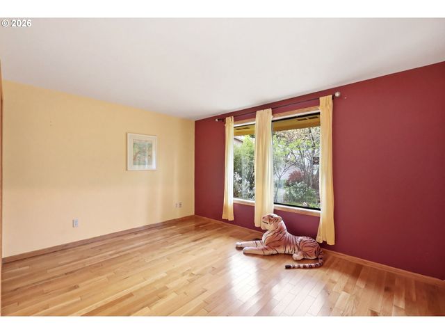 2983 TIMBERLINE Dr, Eugene, OR 97405