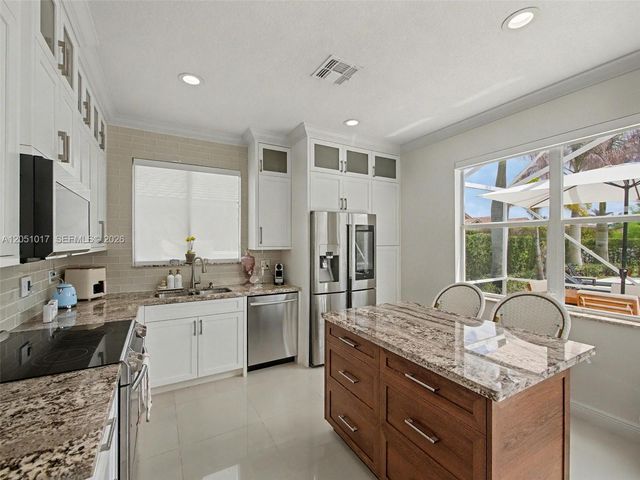 9583 SW Flowermound Cir, Port St. Lucie, FL 34987