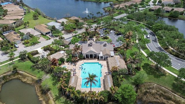 9583 SW Flowermound Cir, Port St. Lucie, FL 34987