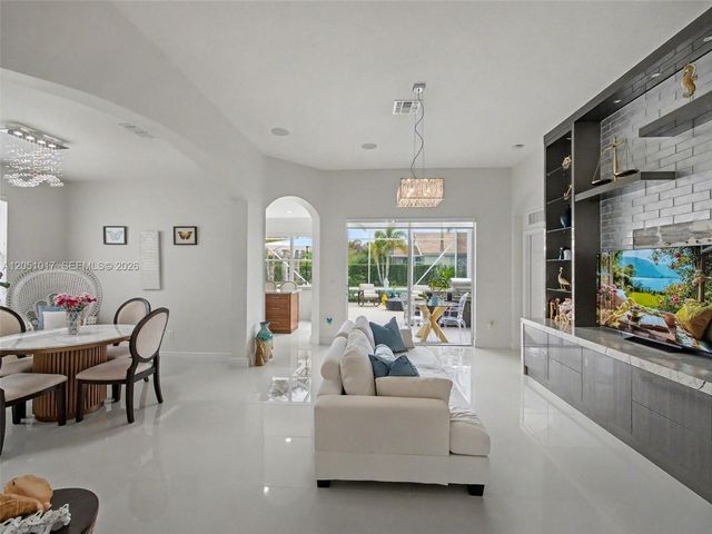 9583 SW Flowermound Cir, Port St. Lucie, FL 34987