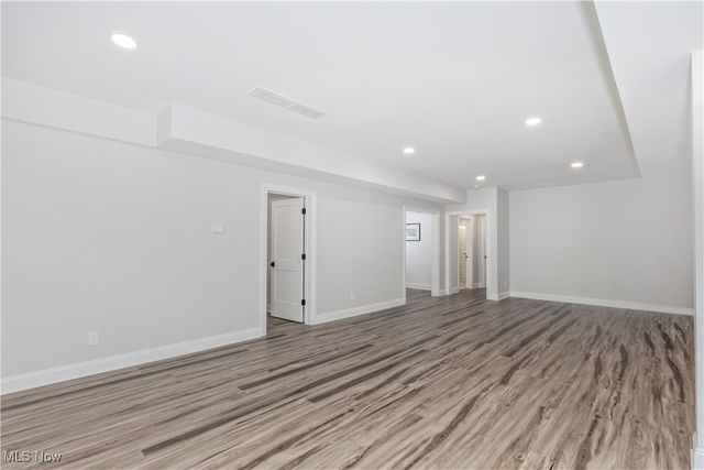 300 Woodridge Lane, Chagrin Falls, OH 44022