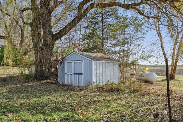 7417 Dekorra Road, Deforest, WI 53532