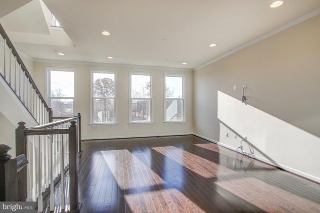 14596 LAKESTONE DR, Chantilly, VA 20151