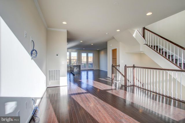 14596 LAKESTONE DR, Chantilly, VA 20151
