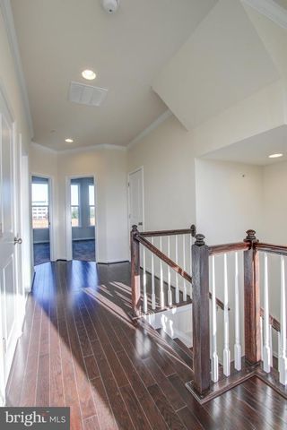 14596 LAKESTONE DR, Chantilly, VA 20151
