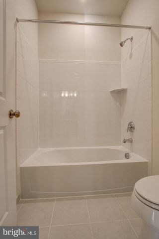 14596 LAKESTONE DR, Chantilly, VA 20151