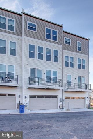 14596 LAKESTONE DR, Chantilly, VA 20151