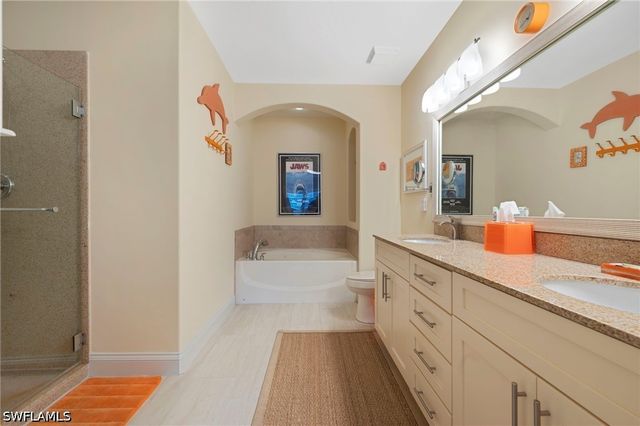 1299 Verde DR 1503, Naples, FL 34105