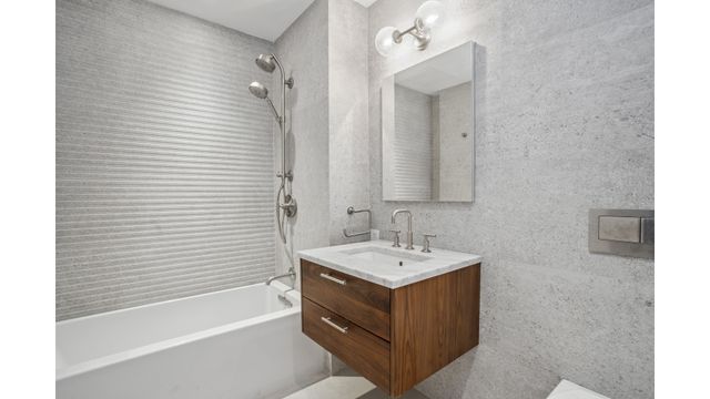 111 Wooster St Apt 6C, New York City, NY 10012