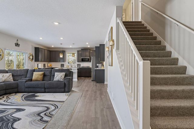 1663 Oak Creek Drive, Chaska, MN 55318