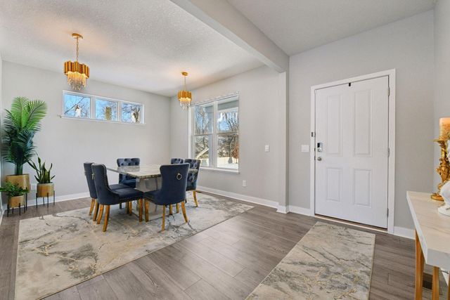 1663 Oak Creek Drive, Chaska, MN 55318