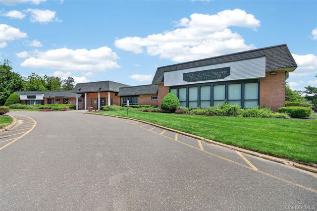 178 Fairview Circle, Middle Island, NY 11953