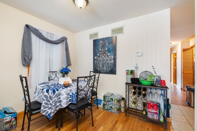 328 High St, Elizabeth City, NJ 07202