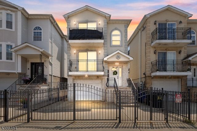 328 High St, Elizabeth City, NJ 07202