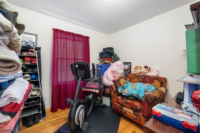 328 High St, Elizabeth City, NJ 07202