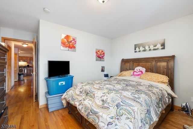 328 High St, Elizabeth City, NJ 07202