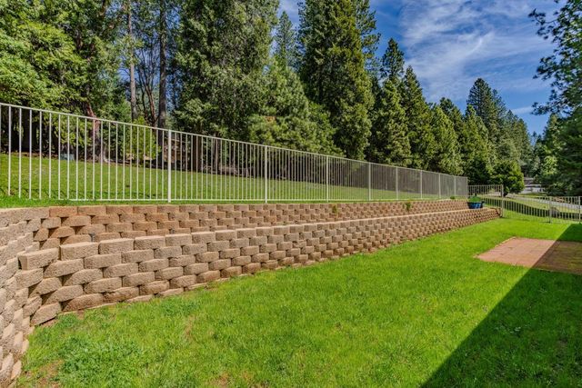 26158 Parkwood Drive East, Pioneer, CA 95666