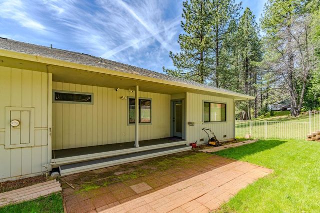 26158 Parkwood Drive East, Pioneer, CA 95666