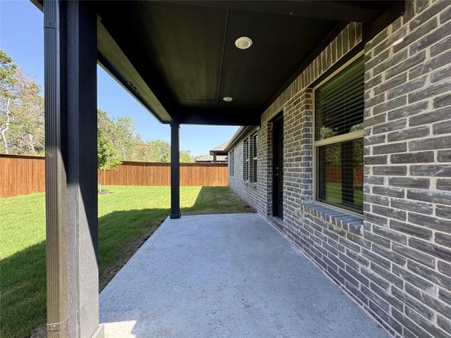 3720 Canyon Drive, Farmersville, TX 75442