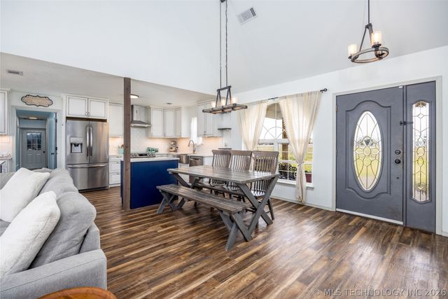 1522 Burney Cemetary, Calera, OK 74730