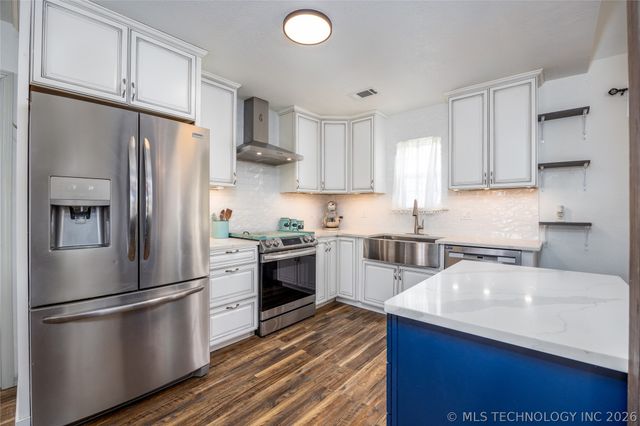 1522 Burney Cemetary, Calera, OK 74730