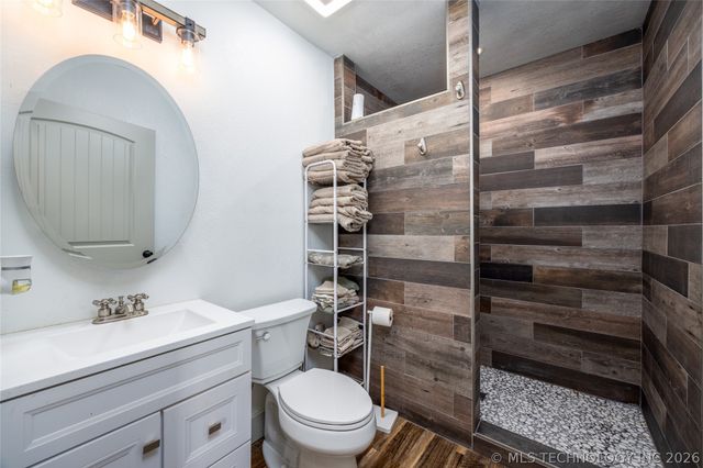 1522 Burney Cemetary, Calera, OK 74730