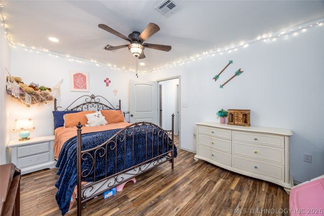 1522 Burney Cemetary, Calera, OK 74730