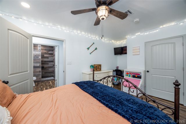 1522 Burney Cemetary, Calera, OK 74730