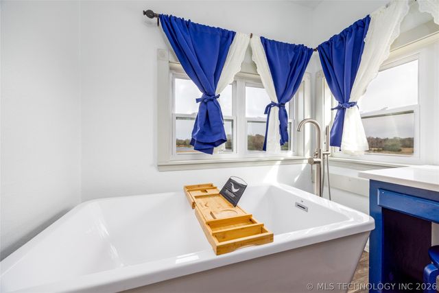 1522 Burney Cemetary, Calera, OK 74730