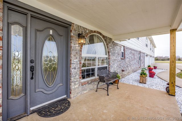 1522 Burney Cemetary, Calera, OK 74730