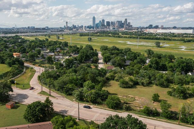 1610 Canyon Street, Dallas, TX 75203