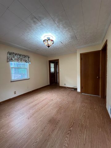 151 Edison Drive, Huntington, WV 25705