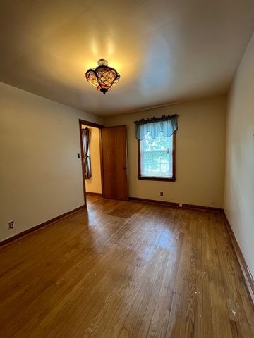 151 Edison Drive, Huntington, WV 25705