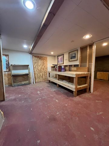 151 Edison Drive, Huntington, WV 25705